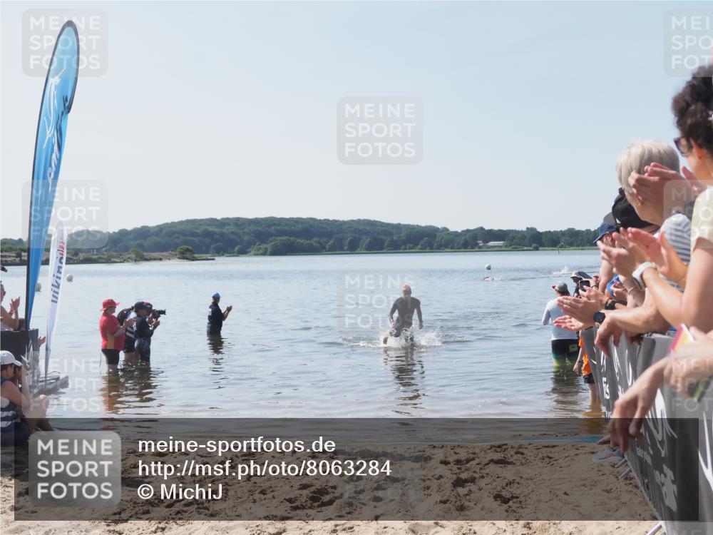 22.06.2025 - Viking Triathlon MichiJ http://msf.ph/oto/8063284 22.06.2025 10:24:10 Schwimmen 609 meine-sportfotos.de
