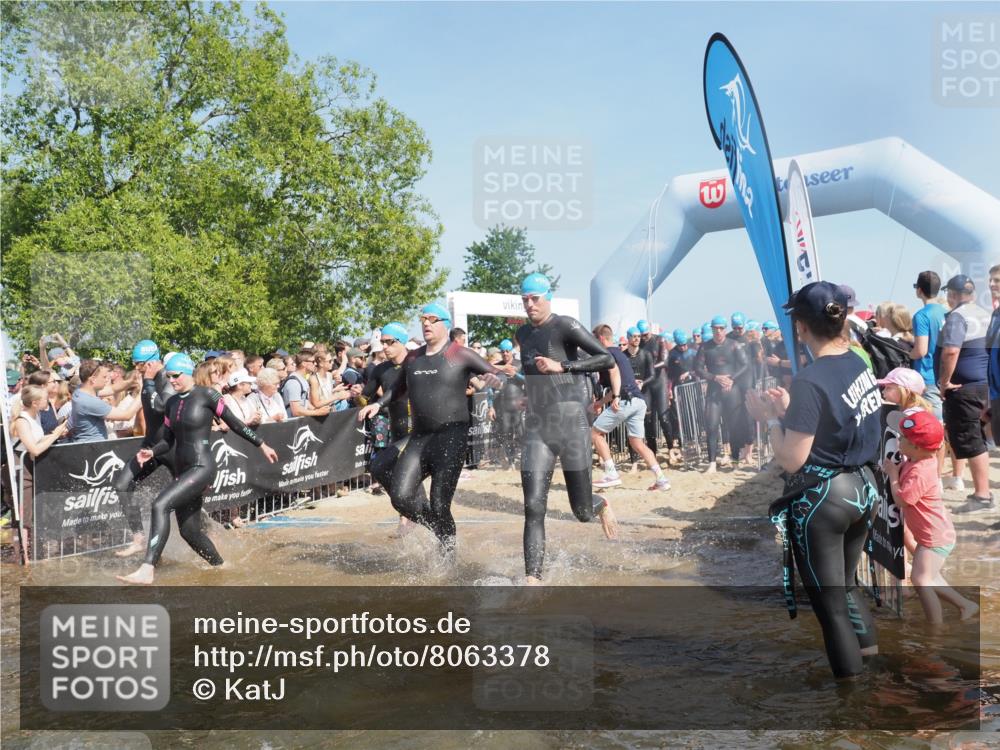 22.06.2025 - Viking Triathlon KatJ http://msf.ph/oto/8063378 22.06.2025 10:02:28 Schwimmen 75, 78, 103, 180, 188, 189, 255, 265, 283, 297, 331, 464, 469, 520, 532, 549 meine-sportfotos.de