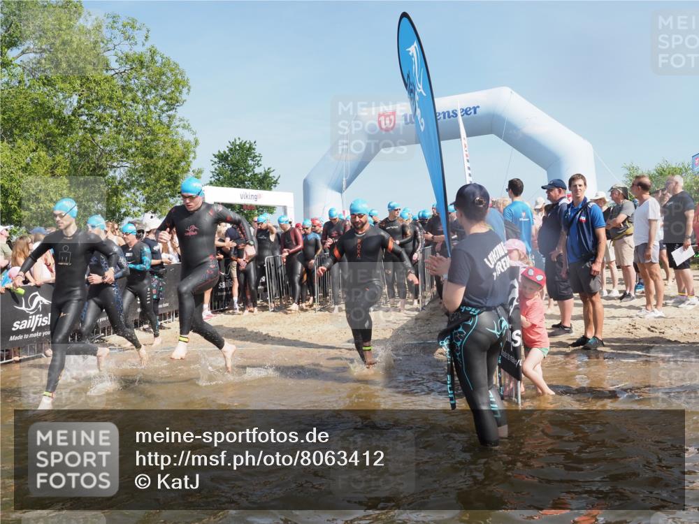 22.06.2025 - Viking Triathlon KatJ http://msf.ph/oto/8063412 22.06.2025 10:02:33 Schwimmen 78, 103, 114, 180, 188, 189, 193, 265, 283, 297, 513, 520, 532, 546, 549 meine-sportfotos.de