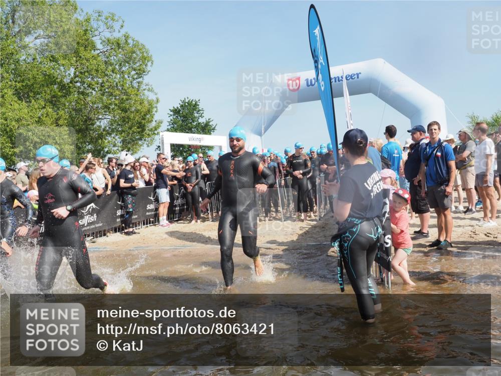 22.06.2025 - Viking Triathlon KatJ http://msf.ph/oto/8063421 22.06.2025 10:02:33 Schwimmen 78, 103, 114, 180, 188, 189, 193, 265, 283, 297, 513, 520, 532, 546, 549 meine-sportfotos.de