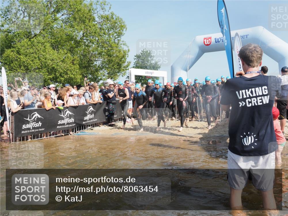 22.06.2025 - Viking Triathlon KatJ http://msf.ph/oto/8063454 22.06.2025 10:02:42 Schwimmen 98, 114, 161, 193, 264, 297, 323, 366, 427, 429, 430, 486, 513, 546, 552 meine-sportfotos.de