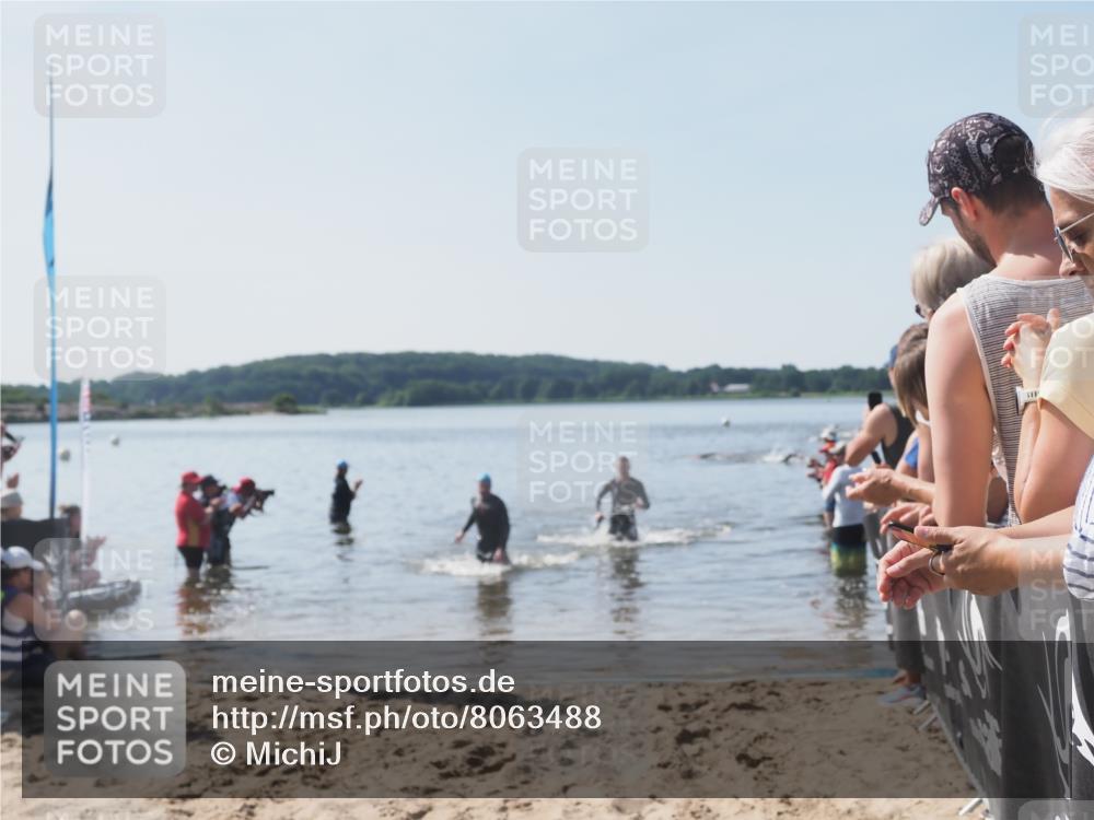 22.06.2025 - Viking Triathlon MichiJ http://msf.ph/oto/8063488 22.06.2025 10:25:03 Schwimmen 4, 521 meine-sportfotos.de