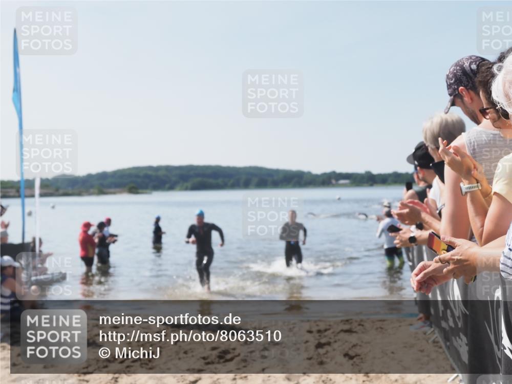 22.06.2025 - Viking Triathlon MichiJ http://msf.ph/oto/8063510 22.06.2025 10:25:05 Schwimmen 4, 521 meine-sportfotos.de