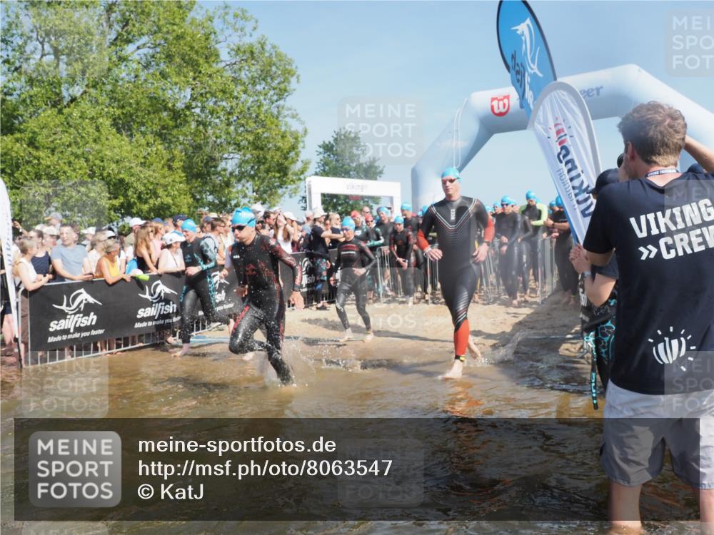 22.06.2025 - Viking Triathlon KatJ http://msf.ph/oto/8063547 22.06.2025 10:02:53 Schwimmen 5, 40, 43, 47, 98, 154, 164, 323, 340, 430, 475, 486, 548, 552, 554, 608 meine-sportfotos.de