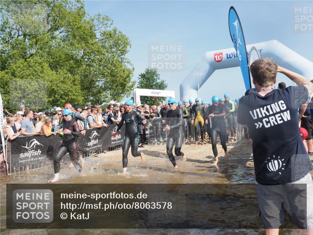 22.06.2025 - Viking Triathlon KatJ http://msf.ph/oto/8063578 22.06.2025 10:02:57 Schwimmen 5, 40, 43, 47, 101, 154, 164, 233, 340, 398, 475, 548, 554, 608, 632 meine-sportfotos.de