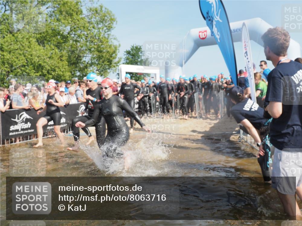 22.06.2025 - Viking Triathlon KatJ http://msf.ph/oto/8063716 22.06.2025 10:03:13 Schwimmen 20, 134, 177, 187, 204, 208, 334, 348, 349, 478, 505, 524, 602, 636, 660 meine-sportfotos.de