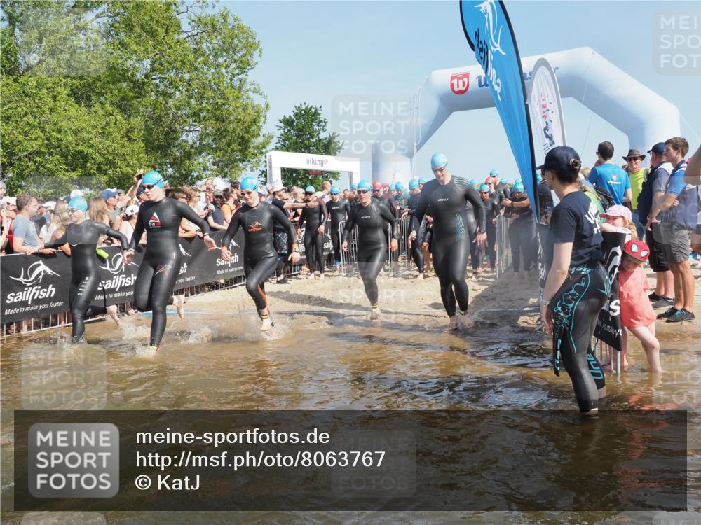 22.06.2025 - Viking Triathlon KatJ http://msf.ph/oto/8063767 22.06.2025 10:03:23 Schwimmen 20, 25, 34, 88, 89, 134, 163, 229, 251, 324, 332, 348, 540, 636, 660 meine-sportfotos.de