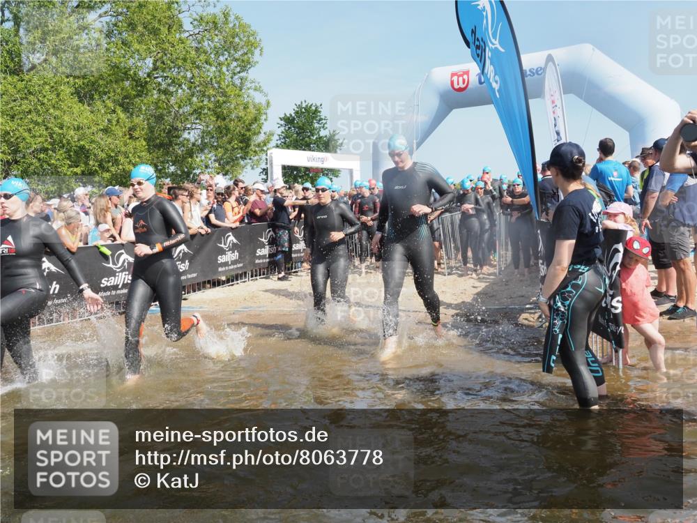 22.06.2025 - Viking Triathlon KatJ http://msf.ph/oto/8063778 22.06.2025 10:03:24 Schwimmen 25, 34, 42, 88, 89, 134, 163, 221, 229, 251, 324, 332, 540, 556 meine-sportfotos.de
