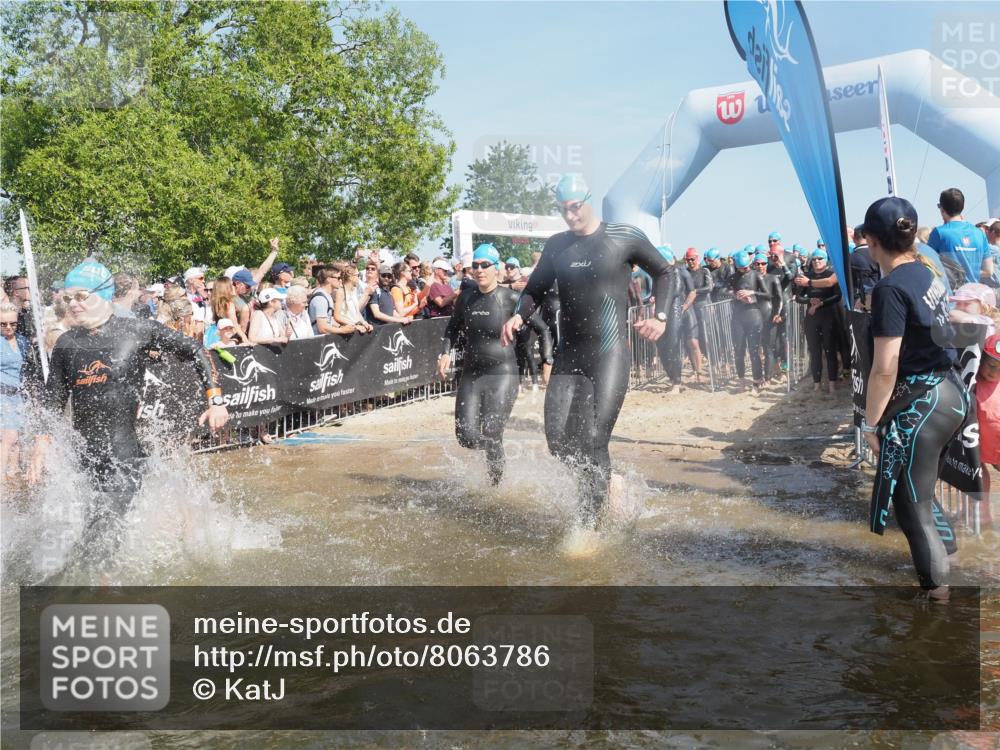 22.06.2025 - Viking Triathlon KatJ http://msf.ph/oto/8063786 22.06.2025 10:03:24 Schwimmen 25, 34, 42, 88, 89, 134, 163, 221, 229, 251, 324, 332, 540, 556 meine-sportfotos.de