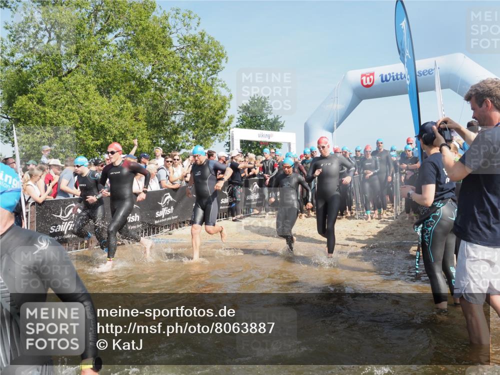 22.06.2025 - Viking Triathlon KatJ http://msf.ph/oto/8063887 22.06.2025 10:03:33 Schwimmen 25, 42, 58, 88, 179, 182, 221, 251, 324, 332, 434, 454, 556, 645, 659 meine-sportfotos.de