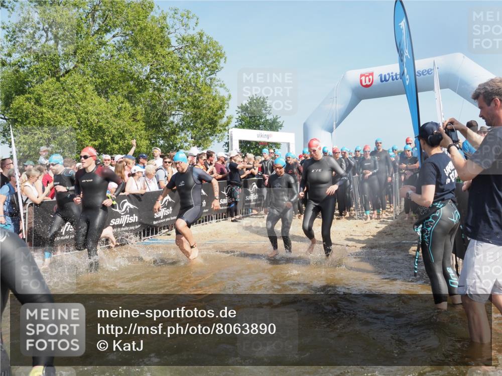22.06.2025 - Viking Triathlon KatJ http://msf.ph/oto/8063890 22.06.2025 10:03:34 Schwimmen 42, 58, 62, 79, 148, 179, 182, 221, 324, 434, 454, 556, 619, 635, 645, 659 meine-sportfotos.de