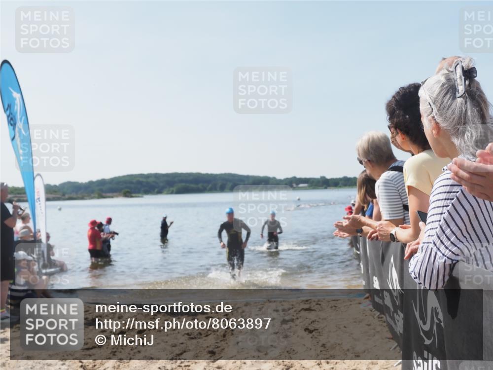 22.06.2025 - Viking Triathlon MichiJ http://msf.ph/oto/8063897 22.06.2025 10:26:19 Schwimmen 9, 526 meine-sportfotos.de