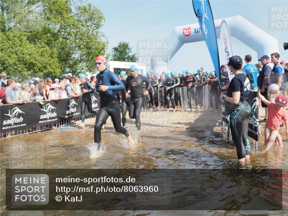 22.06.2025 - Viking Triathlon KatJ http://msf.ph/oto/8063960 22.06.2025 10:03:43 Schwimmen 58, 62, 79, 108, 148, 157, 179, 296, 434, 456, 619, 635, 645, 648, 659 meine-sportfotos.de