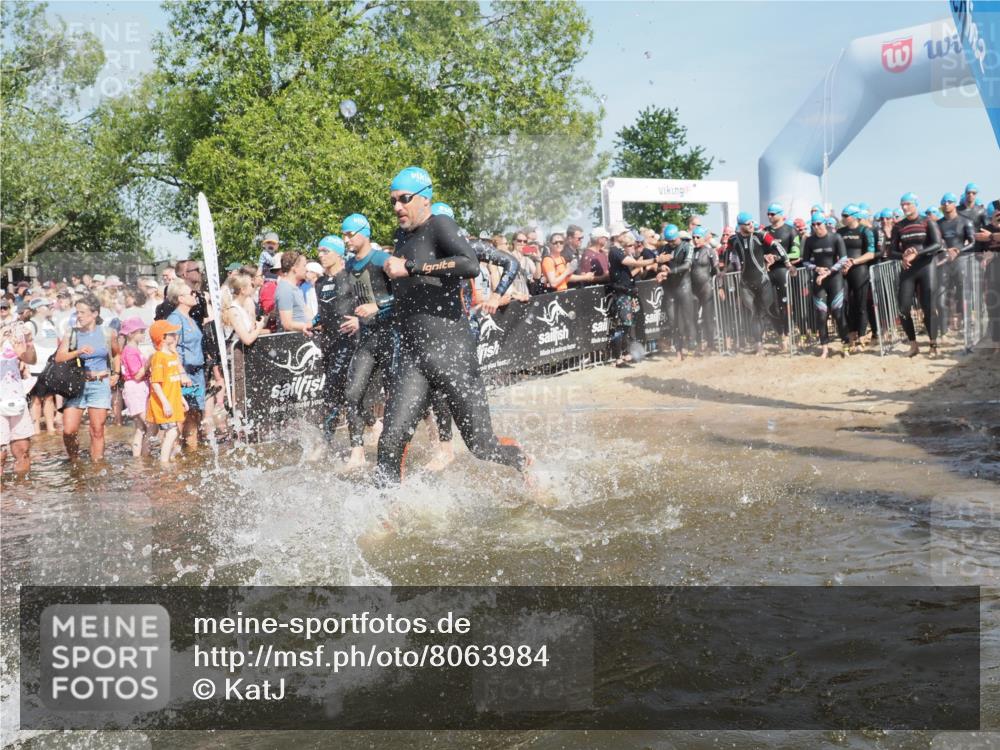 22.06.2025 - Viking Triathlon KatJ http://msf.ph/oto/8063984 22.06.2025 10:03:44 Schwimmen 58, 62, 77, 79, 108, 148, 157, 296, 396, 434, 456, 495, 619, 635, 648, 659 meine-sportfotos.de