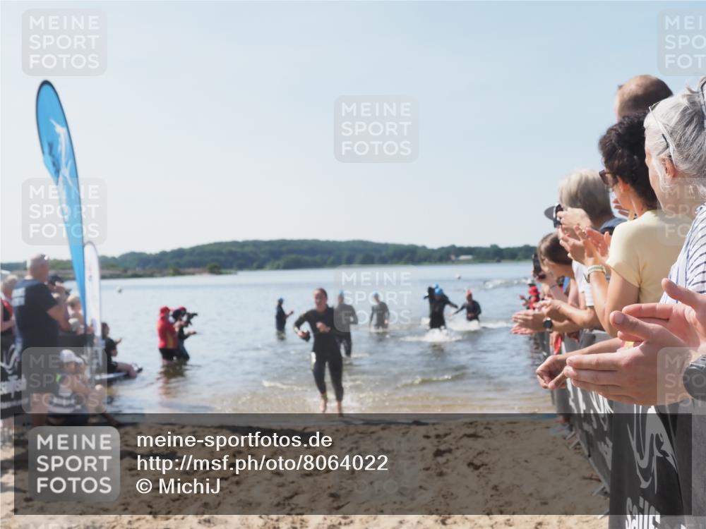 22.06.2025 - Viking Triathlon MichiJ http://msf.ph/oto/8064022 22.06.2025 10:27:02 Schwimmen 52, 81, 145, 288, 623, 661 meine-sportfotos.de