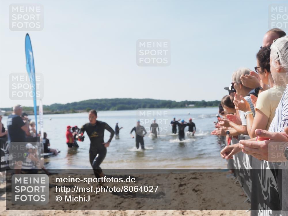 22.06.2025 - Viking Triathlon MichiJ http://msf.ph/oto/8064027 22.06.2025 10:27:03 Schwimmen 52, 81, 145, 288, 623, 661 meine-sportfotos.de