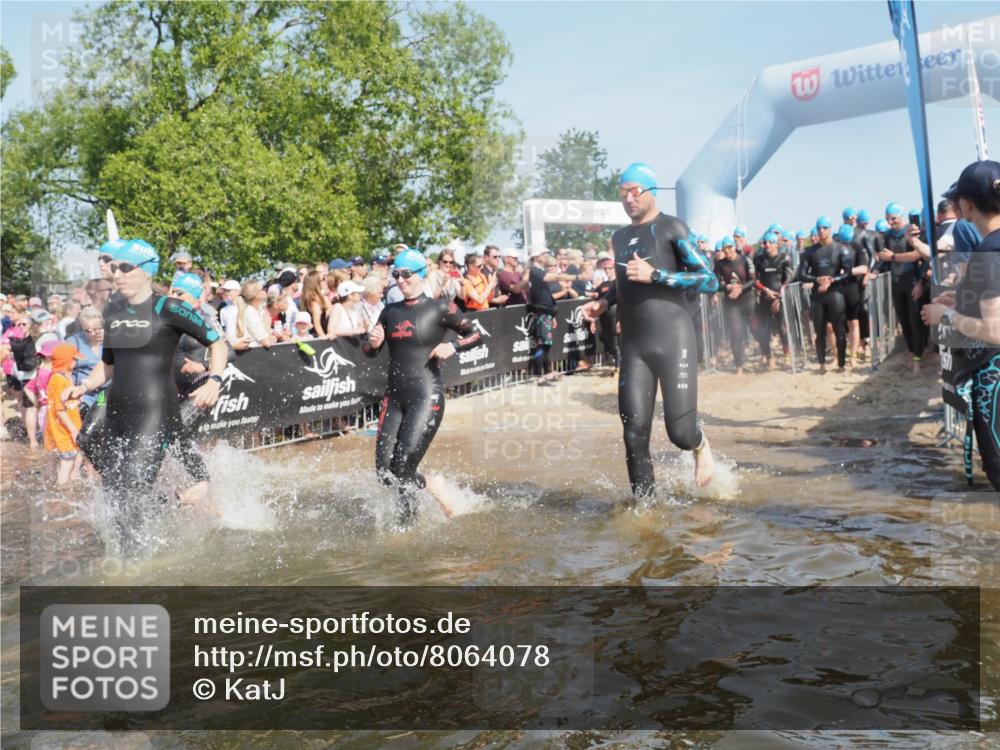 22.06.2025 - Viking Triathlon KatJ http://msf.ph/oto/8064078 22.06.2025 10:03:54 Schwimmen 26, 54, 77, 157, 215, 220, 242, 296, 336, 383, 396, 433, 451, 495, 639 meine-sportfotos.de