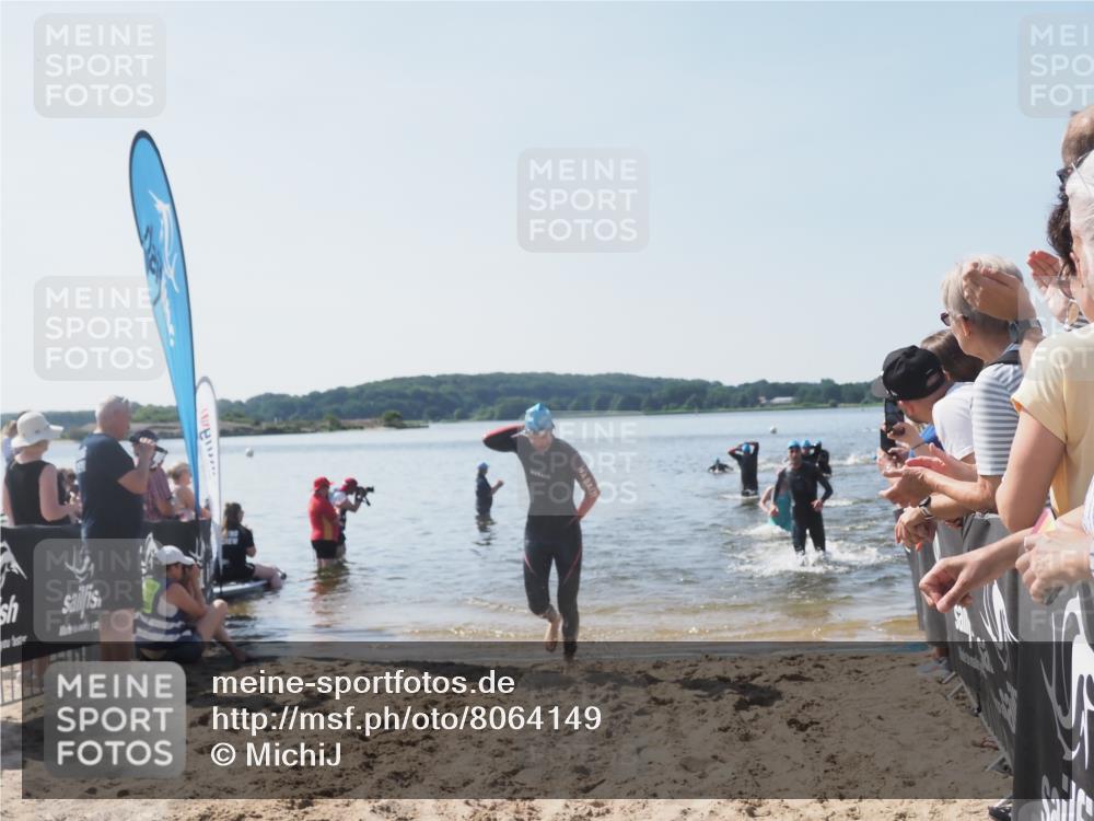 22.06.2025 - Viking Triathlon MichiJ http://msf.ph/oto/8064149 22.06.2025 10:27:36 Schwimmen 1, 176, 272, 286, 611 meine-sportfotos.de