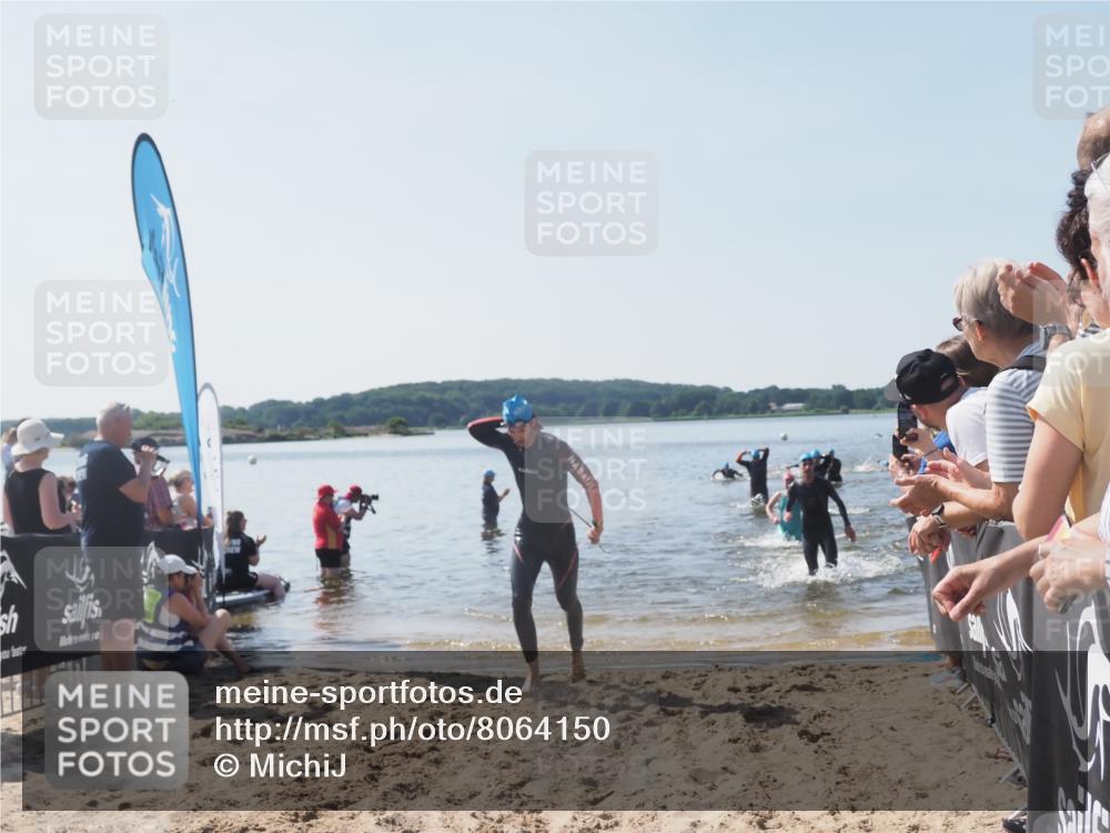 22.06.2025 - Viking Triathlon MichiJ http://msf.ph/oto/8064150 22.06.2025 10:27:36 Schwimmen 1, 176, 272, 286, 611 meine-sportfotos.de