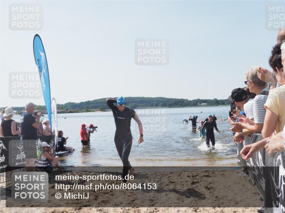 22.06.2025 - Viking Triathlon MichiJ http://msf.ph/oto/8064153 22.06.2025 10:27:37 Schwimmen 1, 176, 272, 286, 611 meine-sportfotos.de