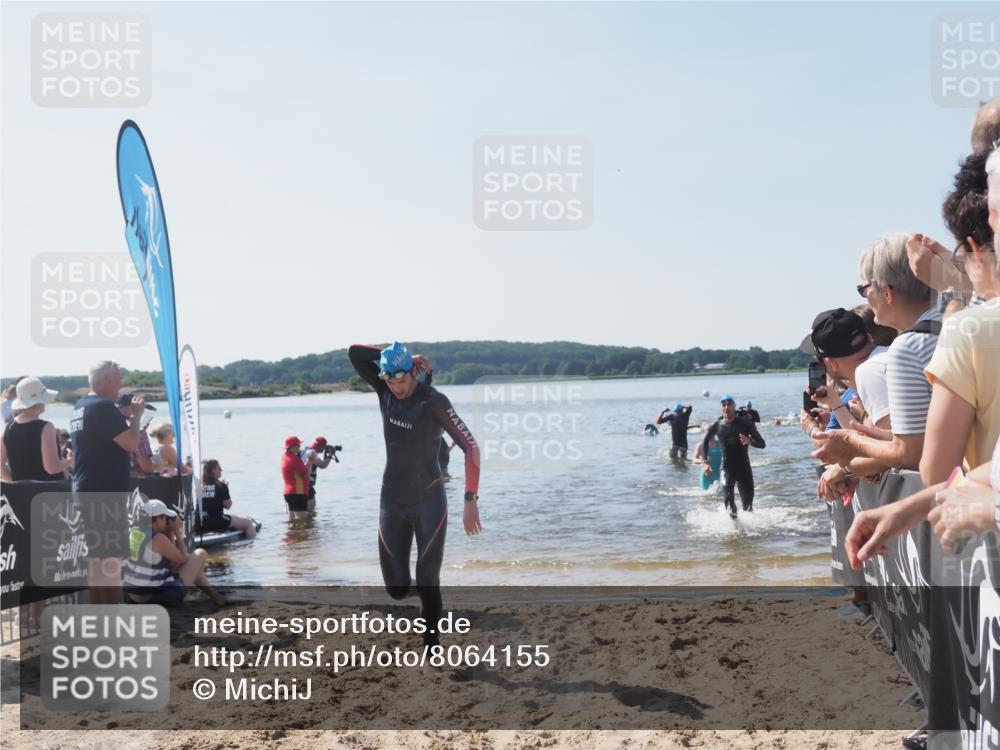 22.06.2025 - Viking Triathlon MichiJ http://msf.ph/oto/8064155 22.06.2025 10:27:37 Schwimmen 1, 176, 272, 286, 611 meine-sportfotos.de