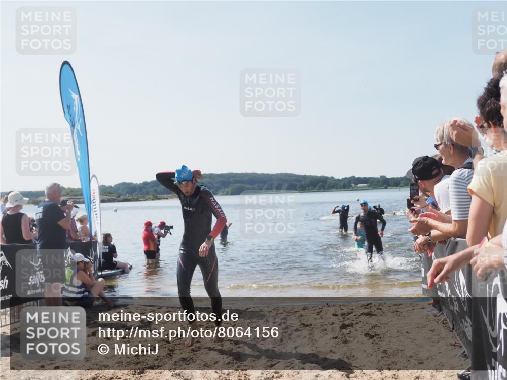 22.06.2025 - Viking Triathlon MichiJ http://msf.ph/oto/8064156 22.06.2025 10:27:37 Schwimmen 1, 176, 272, 286, 611 meine-sportfotos.de