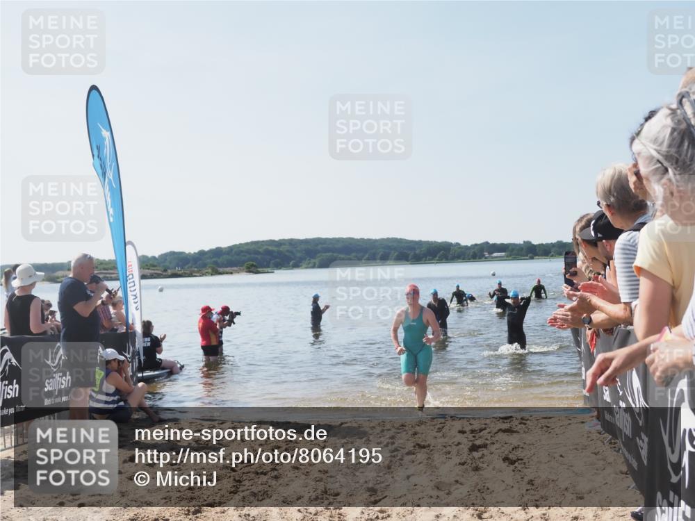 22.06.2025 - Viking Triathlon MichiJ http://msf.ph/oto/8064195 22.06.2025 10:27:41 Schwimmen 1, 176, 198, 230, 272, 534, 611 meine-sportfotos.de