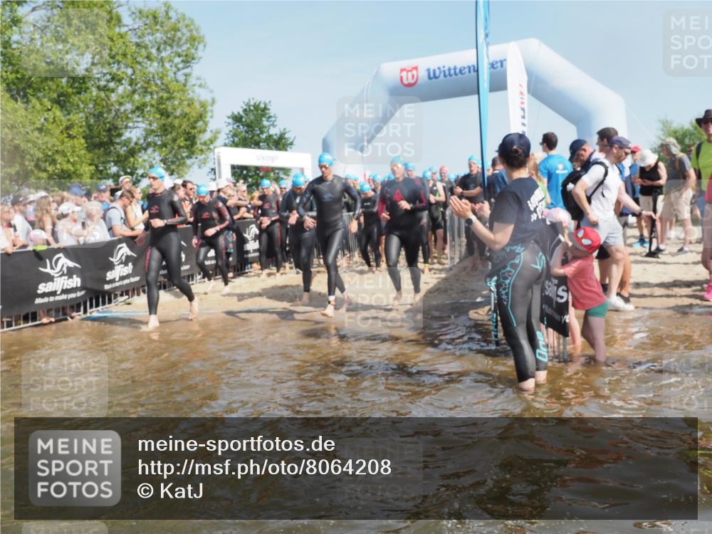 22.06.2025 - Viking Triathlon KatJ http://msf.ph/oto/8064208 22.06.2025 10:04:08 Schwimmen 156, 199, 220, 240, 313, 315, 351, 370, 433, 448, 474, 529, 614, 639, 657 meine-sportfotos.de