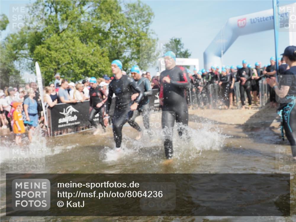 22.06.2025 - Viking Triathlon KatJ http://msf.ph/oto/8064236 22.06.2025 10:04:10 Schwimmen 141, 142, 156, 185, 199, 240, 276, 313, 351, 370, 448, 474, 493, 529, 614 meine-sportfotos.de