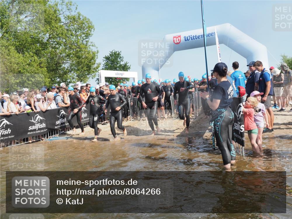 22.06.2025 - Viking Triathlon KatJ http://msf.ph/oto/8064266 22.06.2025 10:04:13 Schwimmen 141, 142, 156, 185, 199, 240, 276, 313, 351, 370, 448, 474, 493, 529, 614 meine-sportfotos.de