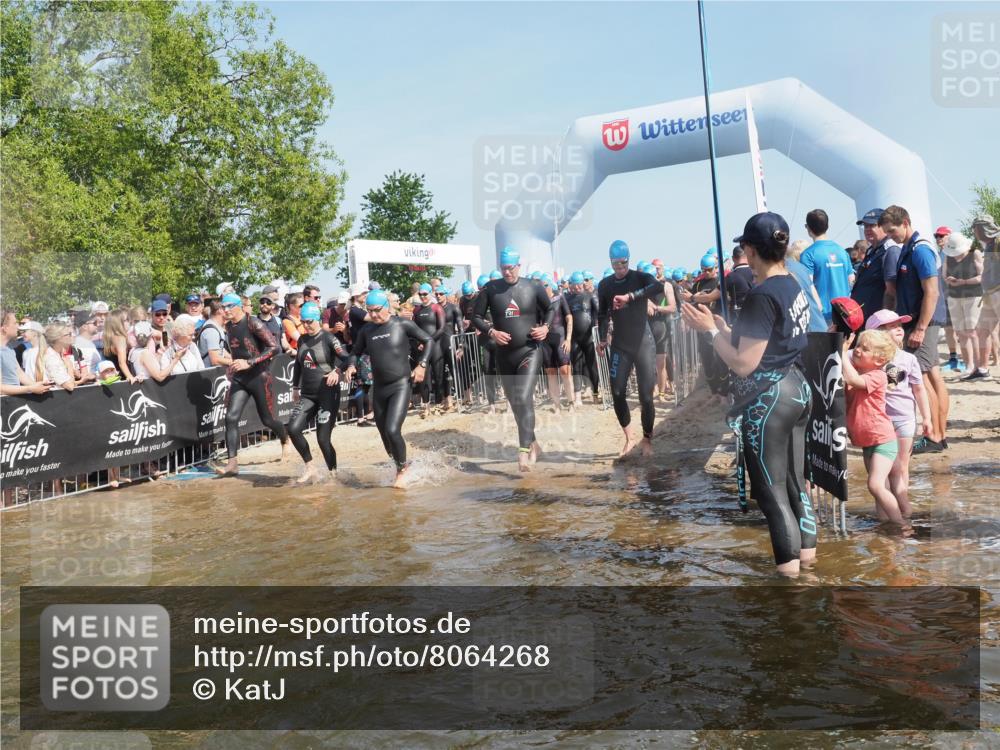 22.06.2025 - Viking Triathlon KatJ http://msf.ph/oto/8064268 22.06.2025 10:04:14 Schwimmen 141, 142, 156, 185, 199, 276, 351, 474, 493, 529 meine-sportfotos.de