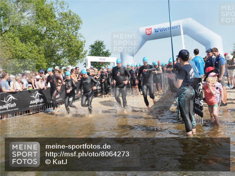 22.06.2025 - Viking Triathlon KatJ http://msf.ph/oto/8064273 22.06.2025 10:04:14 Schwimmen 141, 142, 156, 185, 199, 276, 351, 474, 493, 529 meine-sportfotos.de