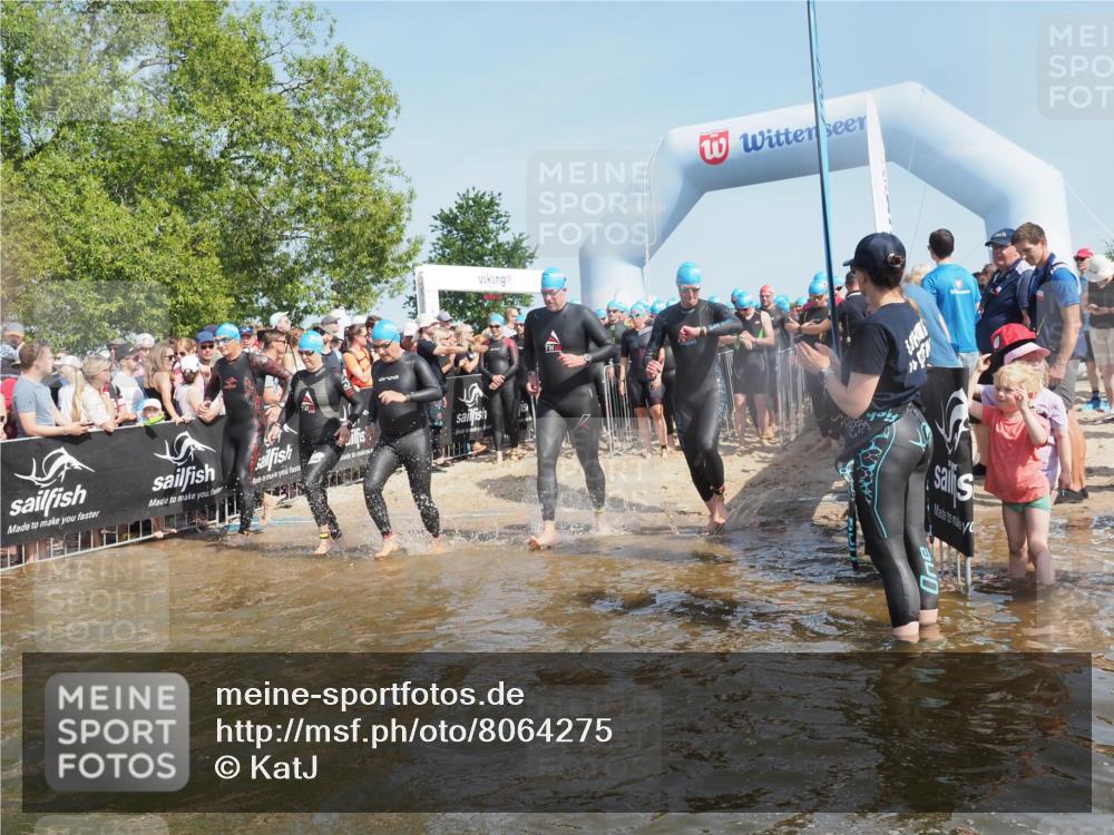 22.06.2025 - Viking Triathlon KatJ http://msf.ph/oto/8064275 22.06.2025 10:04:14 Schwimmen 141, 142, 156, 185, 199, 276, 351, 474, 493, 529 meine-sportfotos.de