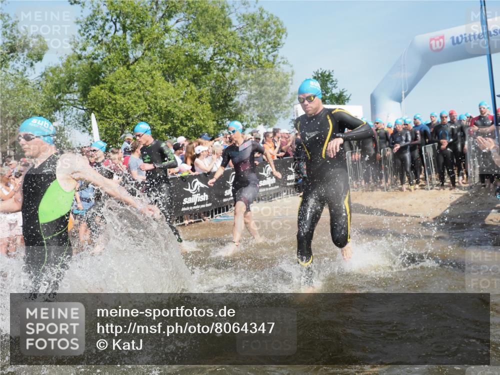22.06.2025 - Viking Triathlon KatJ http://msf.ph/oto/8064347 22.06.2025 10:04:20 Schwimmen 115, 141, 142, 185, 195, 199, 209, 239, 253, 276, 335, 377, 408, 419, 447, 493 meine-sportfotos.de