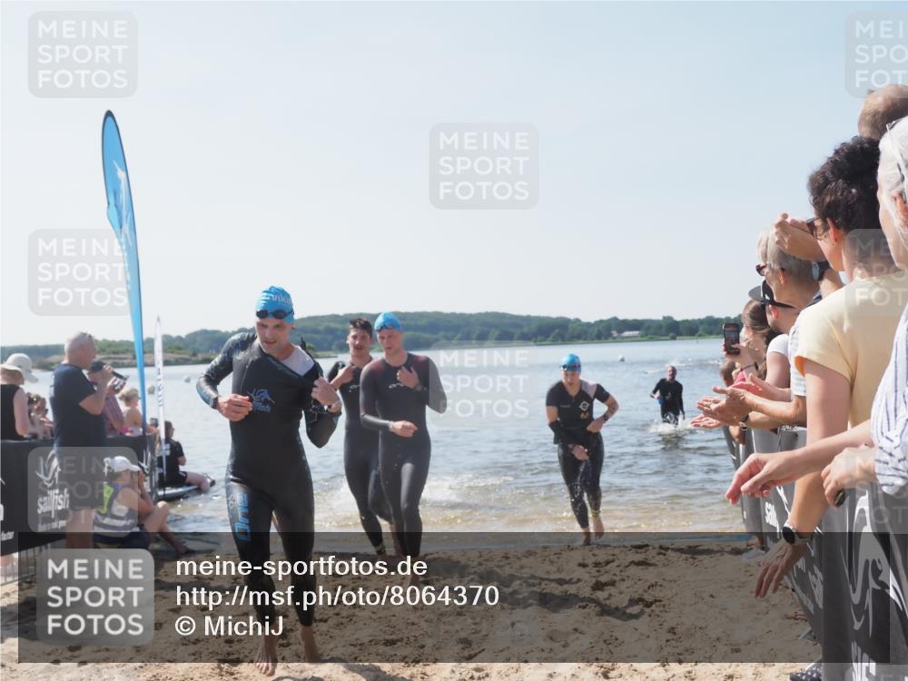 22.06.2025 - Viking Triathlon MichiJ http://msf.ph/oto/8064370 22.06.2025 10:28:08 Schwimmen 14, 178, 196, 289, 367, 401 meine-sportfotos.de