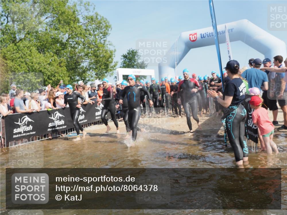 22.06.2025 - Viking Triathlon KatJ http://msf.ph/oto/8064378 22.06.2025 10:04:23 Schwimmen 115, 141, 142, 185, 195, 209, 239, 253, 276, 335, 377, 408, 419, 447, 493 meine-sportfotos.de