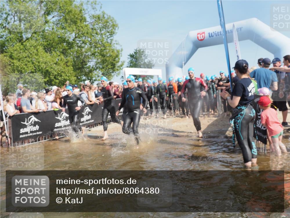 22.06.2025 - Viking Triathlon KatJ http://msf.ph/oto/8064380 22.06.2025 10:04:23 Schwimmen 115, 141, 142, 185, 195, 209, 239, 253, 276, 335, 377, 408, 419, 447, 493 meine-sportfotos.de
