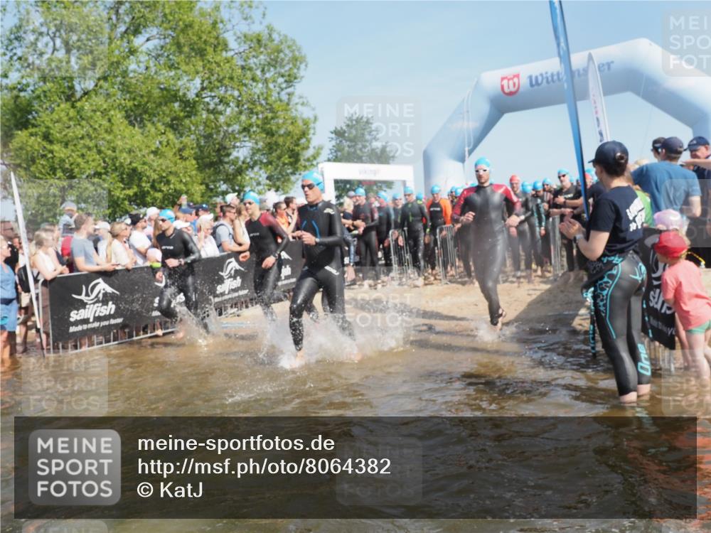 22.06.2025 - Viking Triathlon KatJ http://msf.ph/oto/8064382 22.06.2025 10:04:24 Schwimmen 115, 141, 142, 146, 185, 195, 209, 239, 253, 276, 335, 375, 377, 408, 419, 447, 457, 493 meine-sportfotos.de