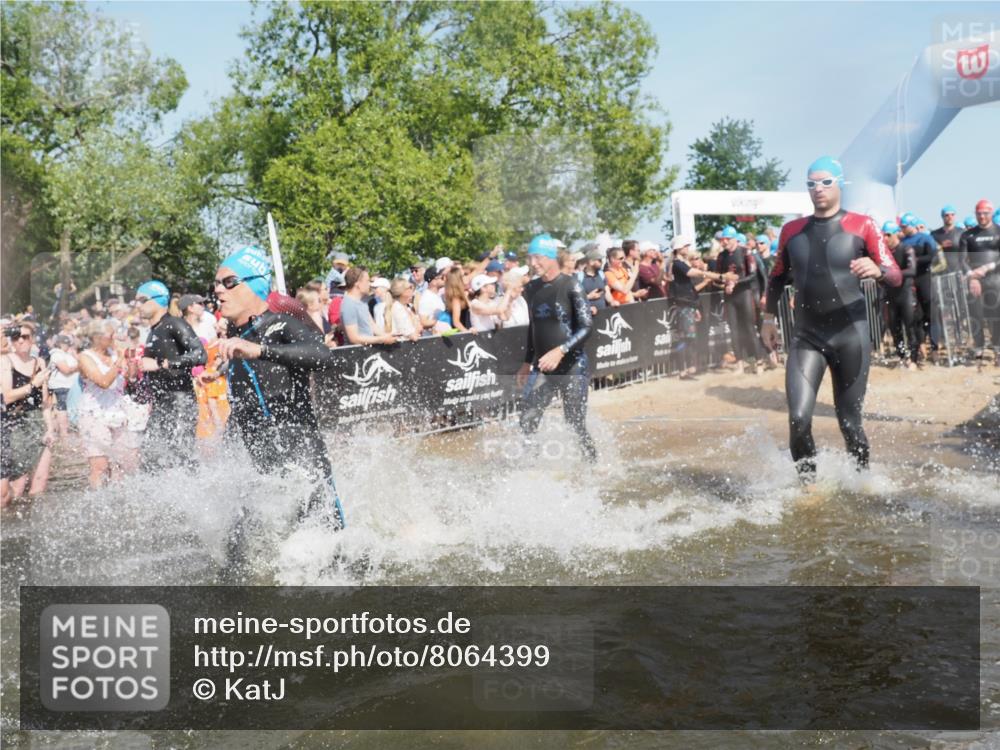 22.06.2025 - Viking Triathlon KatJ http://msf.ph/oto/8064399 22.06.2025 10:04:25 Schwimmen 115, 146, 195, 209, 239, 253, 335, 375, 377, 408, 419, 447, 457, 506, 629 meine-sportfotos.de