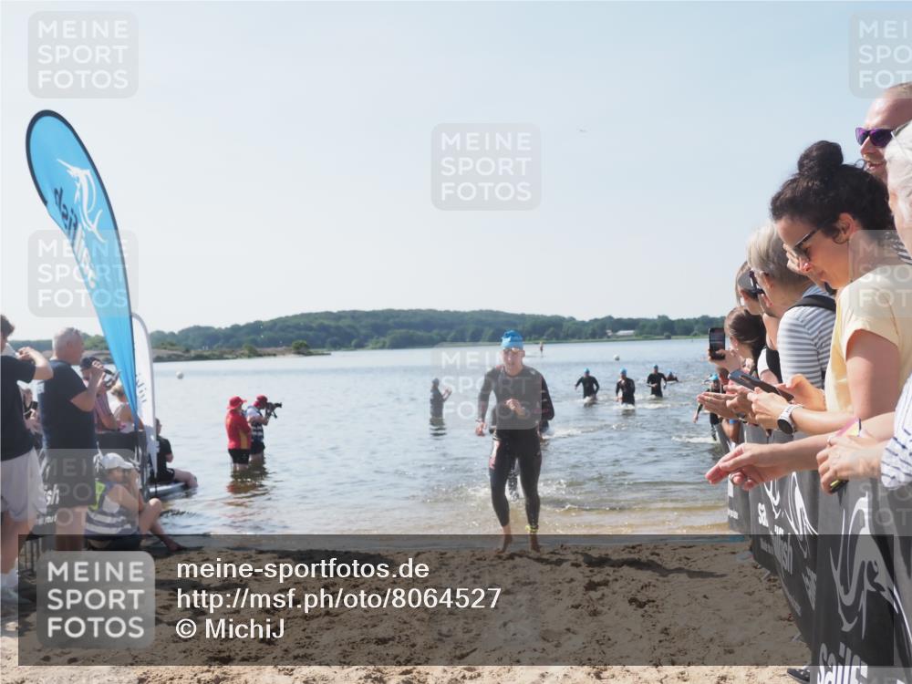 22.06.2025 - Viking Triathlon MichiJ http://msf.ph/oto/8064527 22.06.2025 10:28:53 Schwimmen 12, 15, 152, 258, 301, 368, 384, 414, 443, 604, 628 meine-sportfotos.de