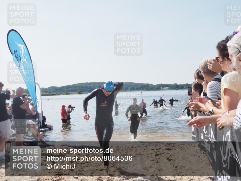 22.06.2025 - Viking Triathlon MichiJ http://msf.ph/oto/8064536 22.06.2025 10:28:54 Schwimmen 12, 15, 152, 301, 310, 368, 384, 414, 443, 604, 628 meine-sportfotos.de