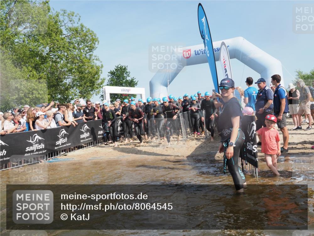 22.06.2025 - Viking Triathlon KatJ http://msf.ph/oto/8064545 22.06.2025 10:04:37 Schwimmen 55, 85, 146, 238, 245, 327, 375, 428, 457, 482, 506, 514, 550, 629, 662 meine-sportfotos.de