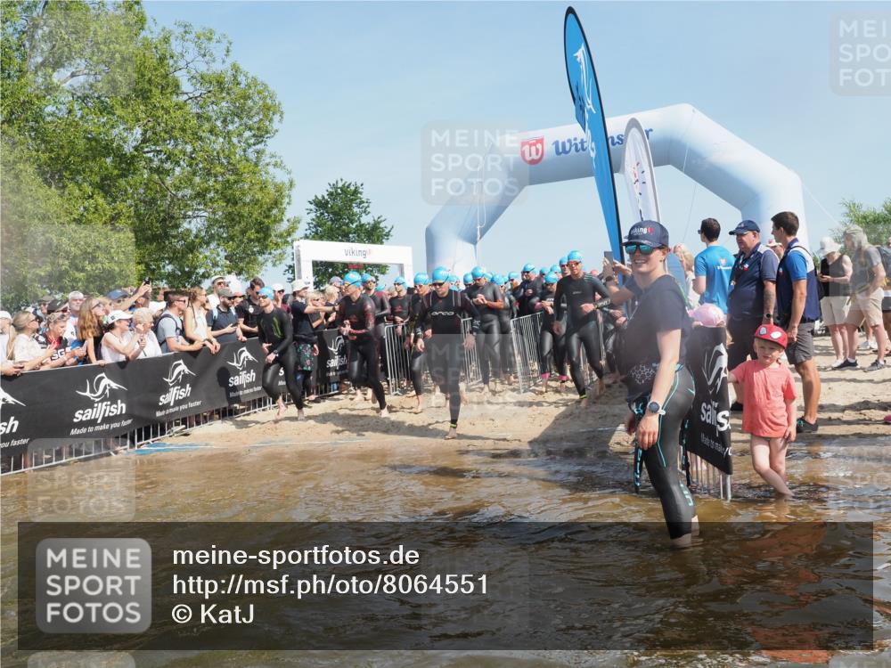 22.06.2025 - Viking Triathlon KatJ http://msf.ph/oto/8064551 22.06.2025 10:04:37 Schwimmen 55, 85, 146, 238, 245, 327, 375, 428, 457, 482, 506, 514, 550, 629, 662 meine-sportfotos.de