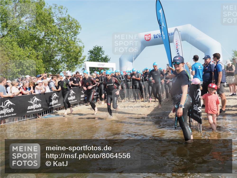 22.06.2025 - Viking Triathlon KatJ http://msf.ph/oto/8064556 22.06.2025 10:04:38 Schwimmen 55, 85, 146, 238, 245, 327, 375, 428, 457, 482, 506, 514, 550, 629, 662 meine-sportfotos.de