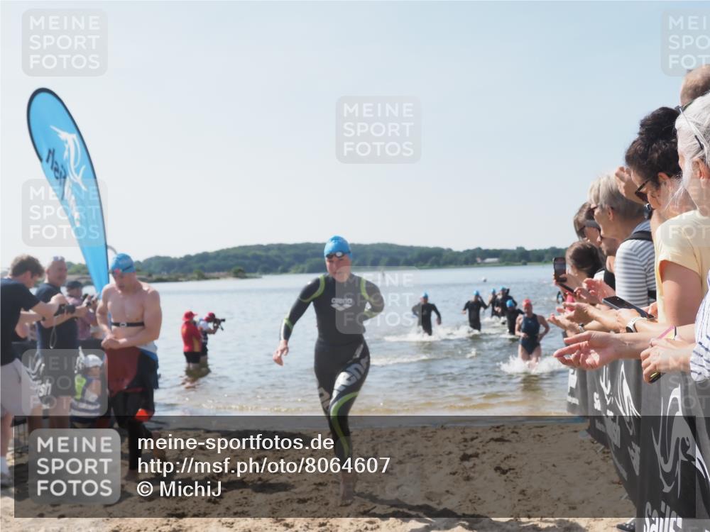 22.06.2025 - Viking Triathlon MichiJ http://msf.ph/oto/8064607 22.06.2025 10:29:02 Schwimmen 7, 12, 15, 152, 200, 310, 384, 414, 443, 604, 628 meine-sportfotos.de