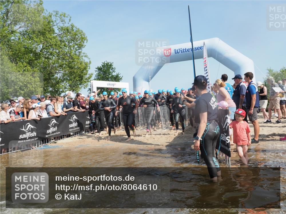 22.06.2025 - Viking Triathlon KatJ http://msf.ph/oto/8064610 22.06.2025 10:04:42 Schwimmen 55, 85, 86, 238, 245, 281, 312, 316, 327, 428, 482, 514, 515, 550, 662 meine-sportfotos.de