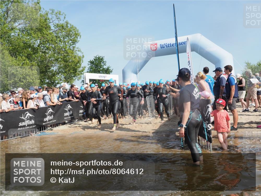 22.06.2025 - Viking Triathlon KatJ http://msf.ph/oto/8064612 22.06.2025 10:04:42 Schwimmen 55, 85, 86, 238, 245, 281, 312, 316, 327, 428, 482, 514, 515, 550, 662 meine-sportfotos.de