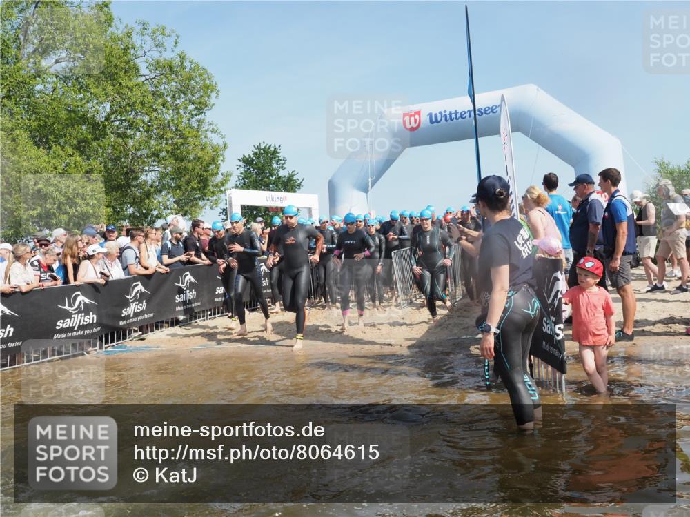 22.06.2025 - Viking Triathlon KatJ http://msf.ph/oto/8064615 22.06.2025 10:04:42 Schwimmen 55, 85, 86, 238, 245, 281, 312, 316, 327, 428, 482, 514, 515, 550, 662 meine-sportfotos.de