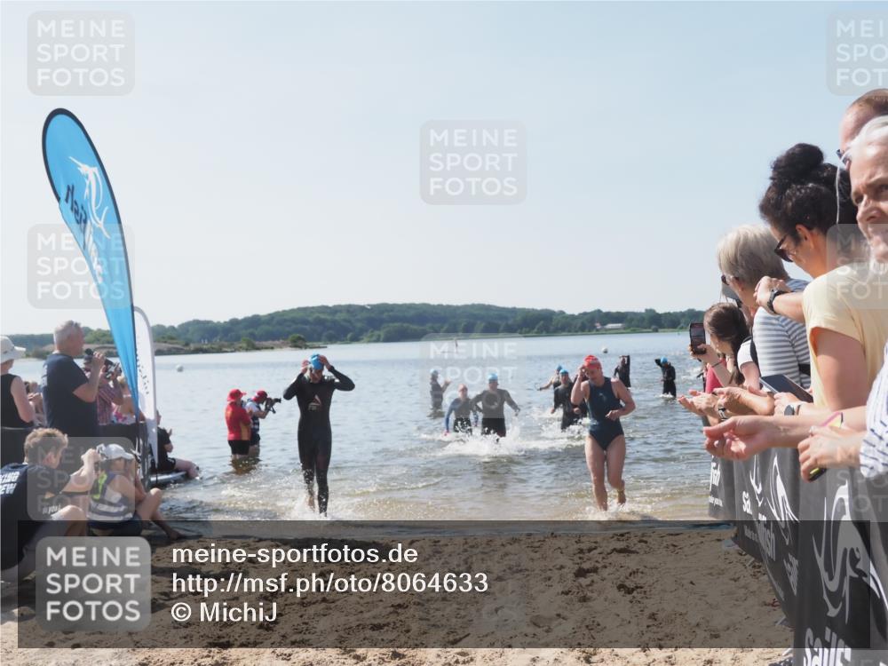 22.06.2025 - Viking Triathlon MichiJ http://msf.ph/oto/8064633 22.06.2025 10:29:05 Schwimmen 7, 12, 152, 200, 310, 384, 443, 458, 604, 628, 652 meine-sportfotos.de