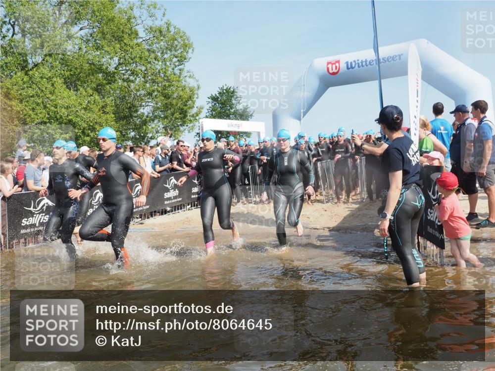 22.06.2025 - Viking Triathlon KatJ http://msf.ph/oto/8064645 22.06.2025 10:04:44 Schwimmen 29, 55, 70, 72, 85, 86, 245, 248, 281, 312, 316, 411, 428, 515, 550 meine-sportfotos.de